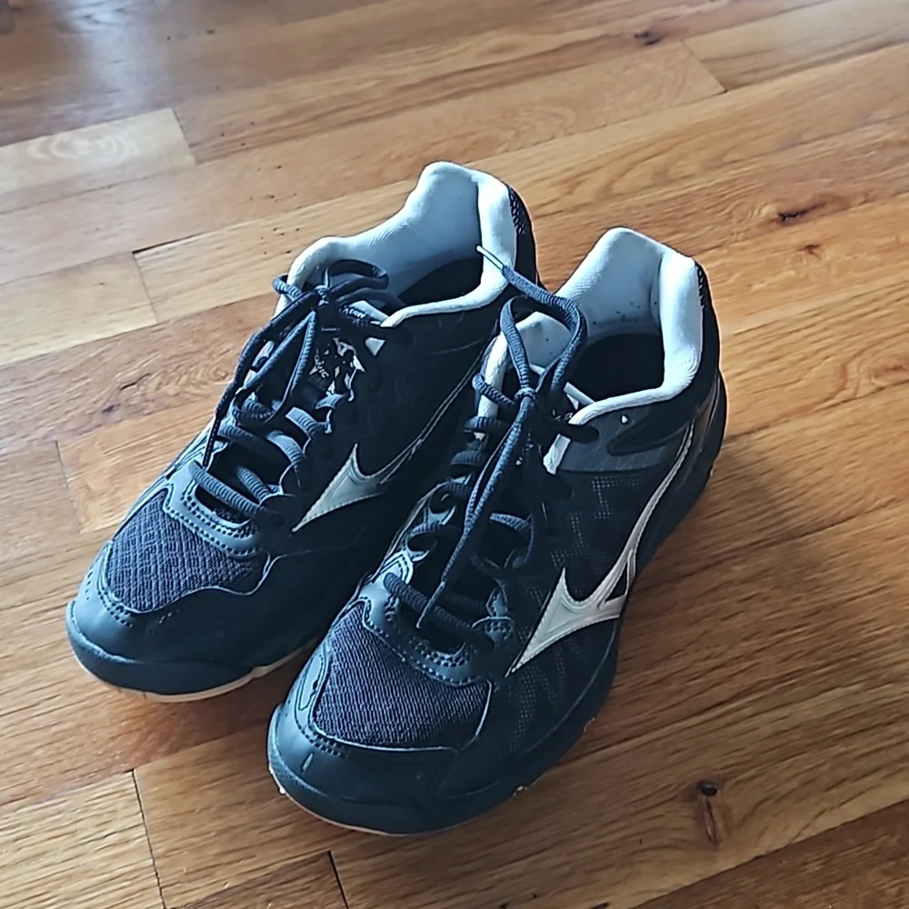 Mizuno VOLLEYBALL shoes - Picture 3 of 4
